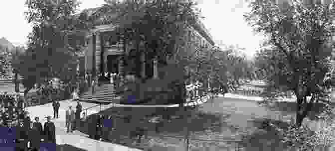 Students And Faculty In Front Of The Original Campus Building In 1905 Western State College: Mountain Mecca (Campus History)